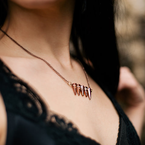 Rose Fire Polished Spike Glass Beaded Bar Necklace